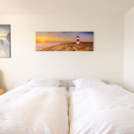 Gemuetliche Ferienwohnung Mit Meerblick Direkt Am Hafen Wilhelmshaven Exterior photo